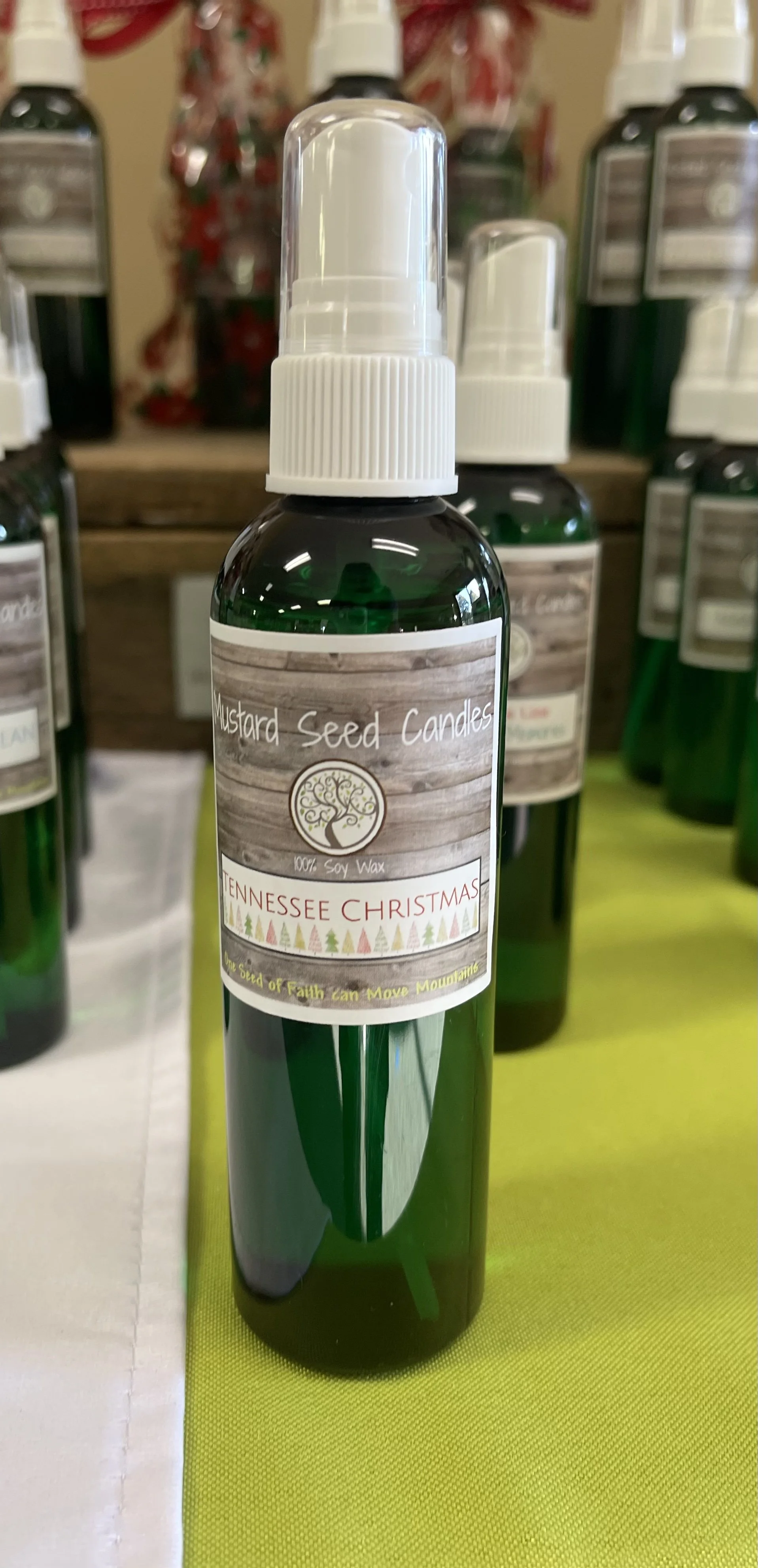 Tennessee Christmas Mini Linen Spray