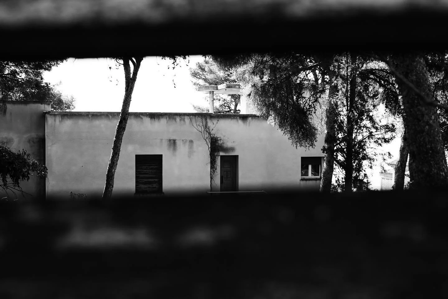 CASSIS / FRANCE / 14 722

IF YOURE GOING ABROAD I CANT HELP YOU / IF YOURE CROSSING THE STREET I MIGHT BE THERE / BREAKING IT UP / LYKKE LI