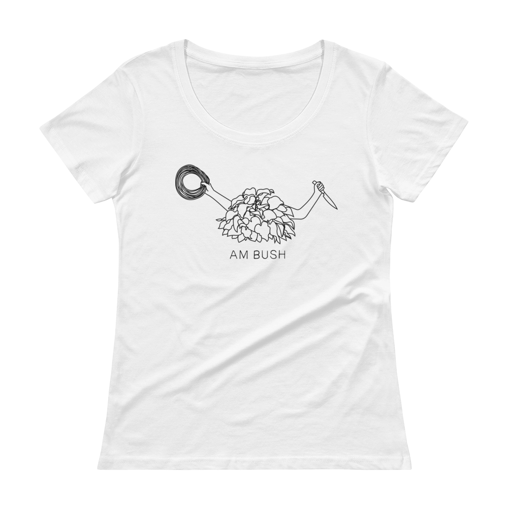 Scoopneck Sally | White
