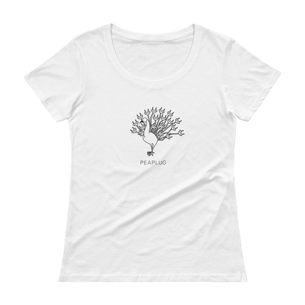Scoopneck Sally | White