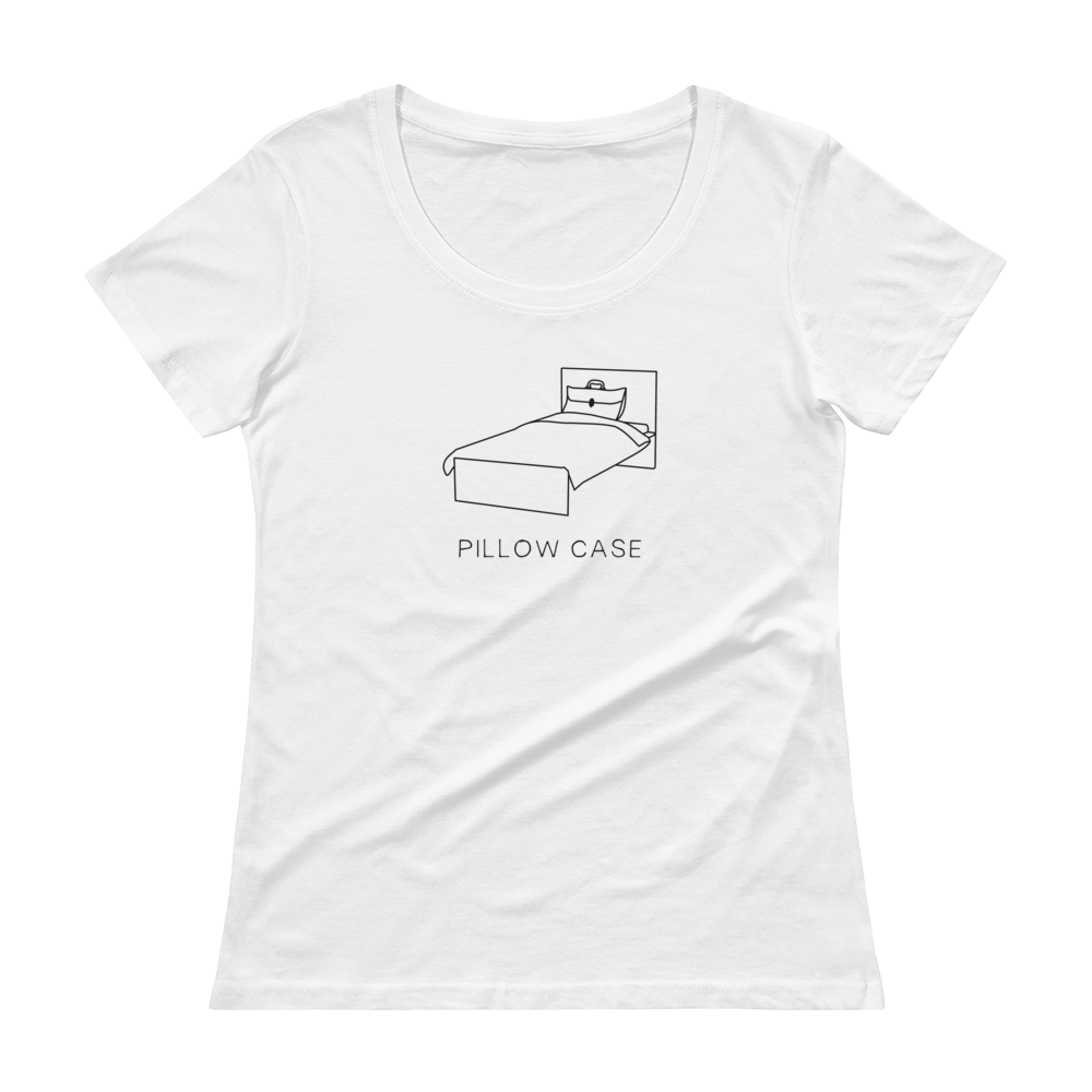 Scoopneck Sally | White