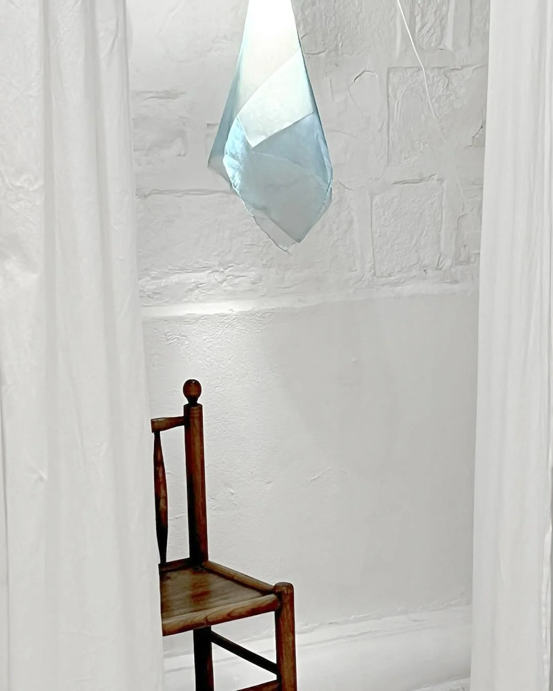 La boutique sera exceptionnellement ouverte les dimanches 14 et 21 d&eacute;cembre de 13h &agrave; 19h. L&rsquo;occasion de pr&eacute;parer vos cadeaux et d&eacute;couvrir nos nouvelles pi&egrave;ces. Passez nous rendre visite  au 69 rue de la Fontai