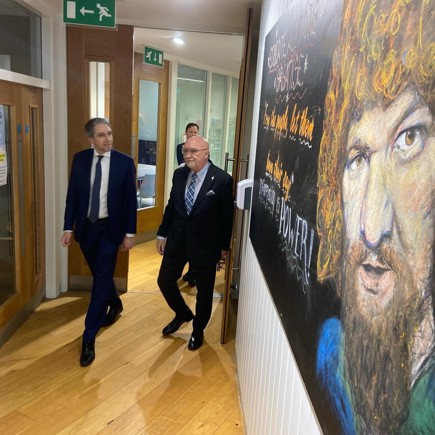 Taoiseach Simon Harris called in to wish @theduncairn a happy 10th birthday today. He praised our work and that of 174 Trust staff and volunteers who work tirelessly for the local community in north Belfast. 

During the meeting we spoke about the im