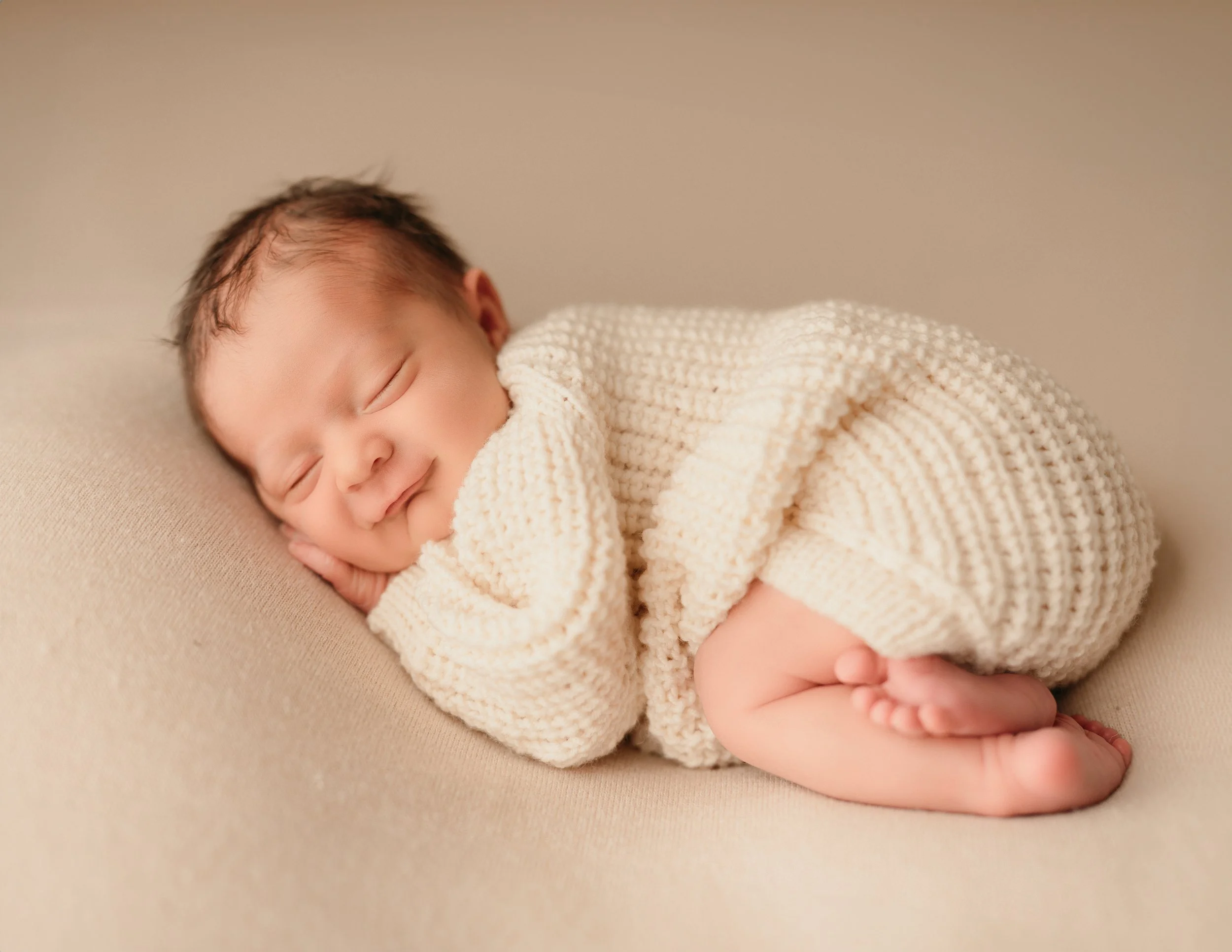 Maryland newborn photographer.jpg
