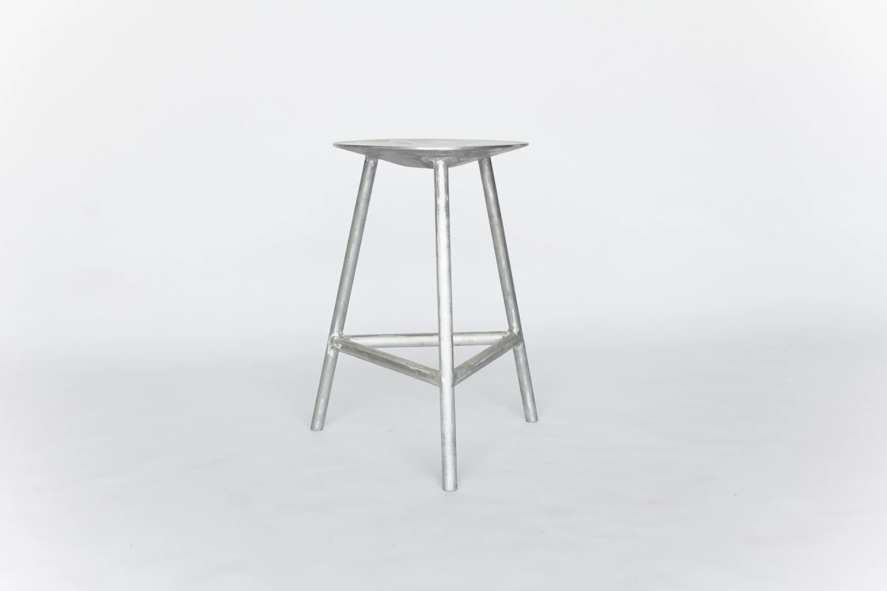 Faye Toogood_Spade Bar Stool_Naked_03.jpg