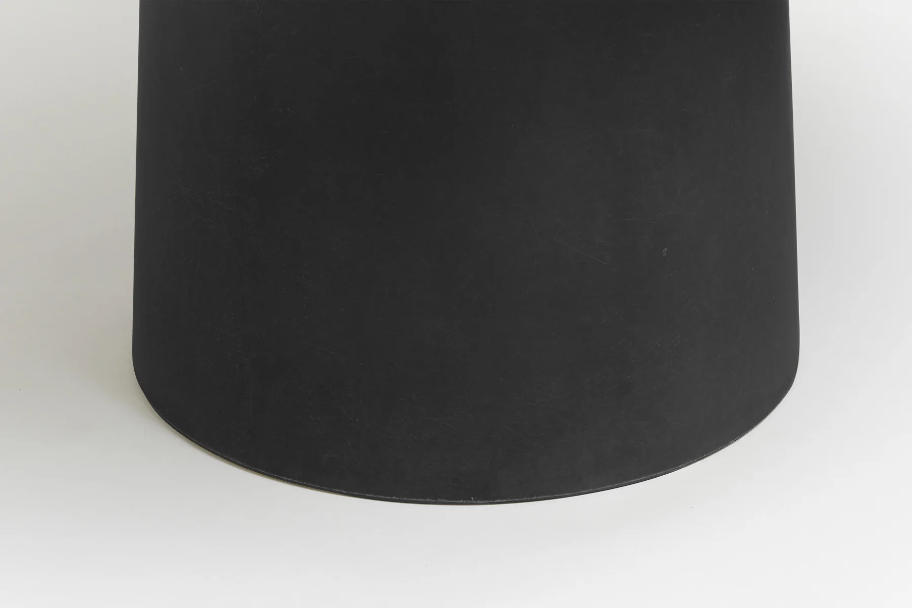 Faye Toogood_A4_Roly Poly_Table_Charcoal_WEB_03.jpg