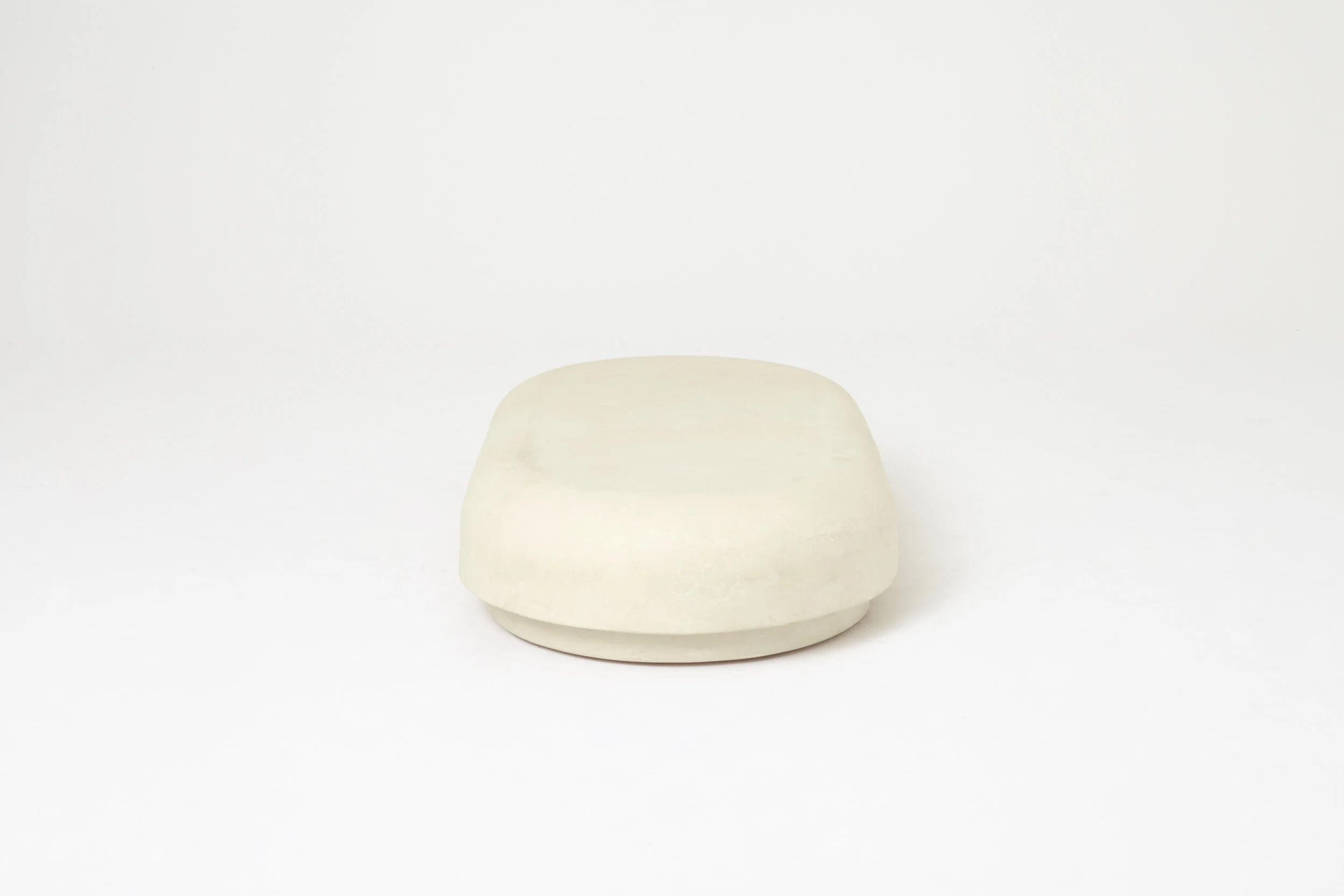 Roly Poly Low Table_Cream_03.jpg