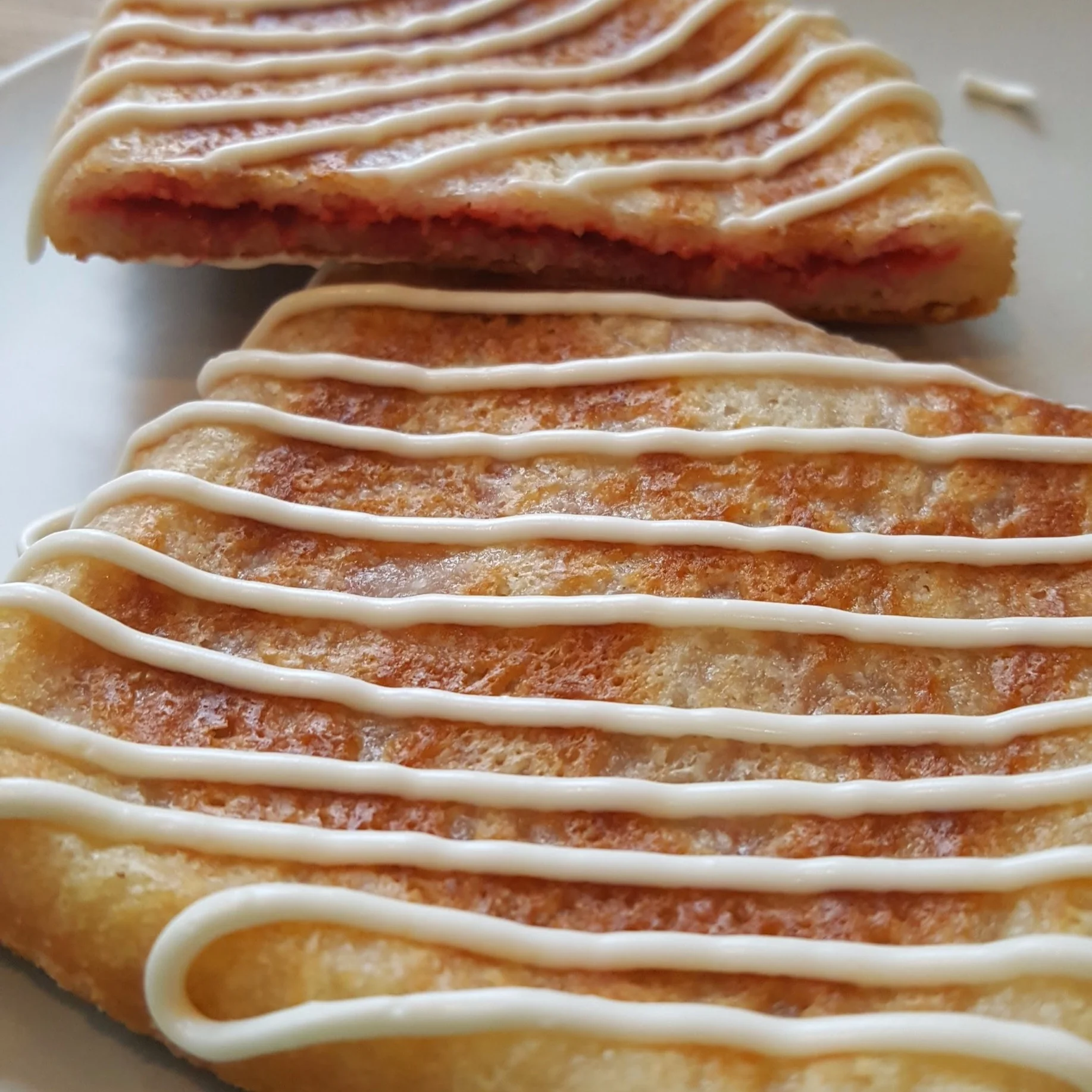 Strawberry Cream Cheese Toaster Strudel Recipe Dandk Organizer
