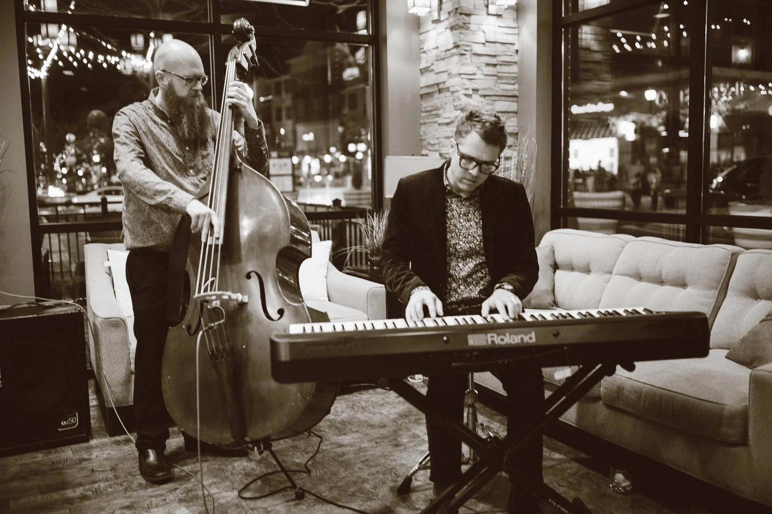 Piano/Bass Duo @ Travinia Italian Kitchen