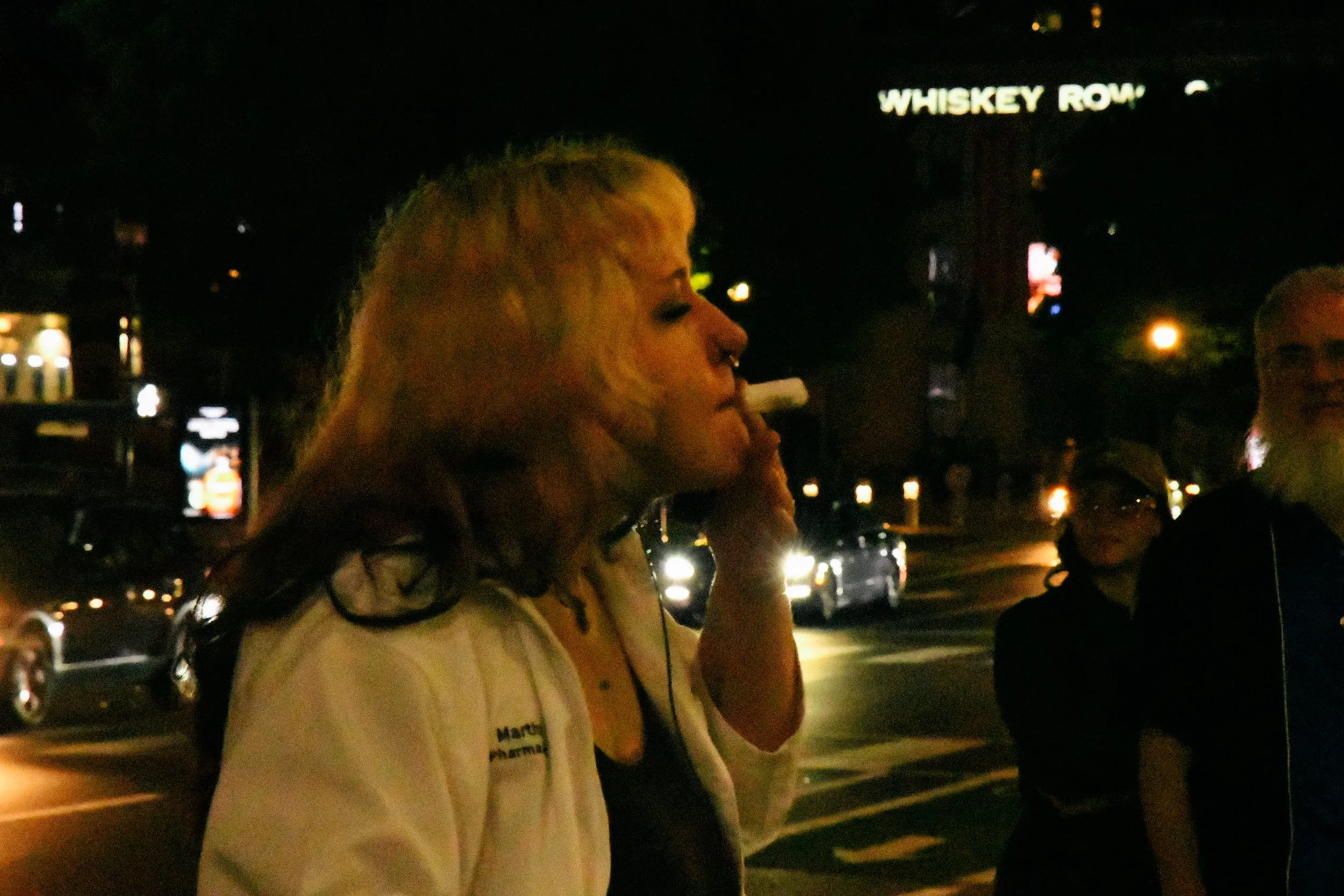 Hannah Smokes a Tampon