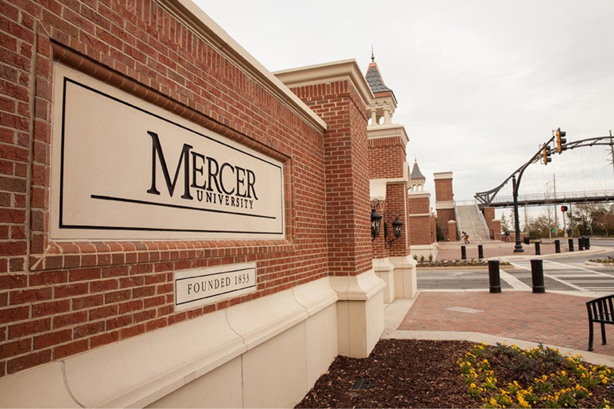 Mercer University Entrance.png