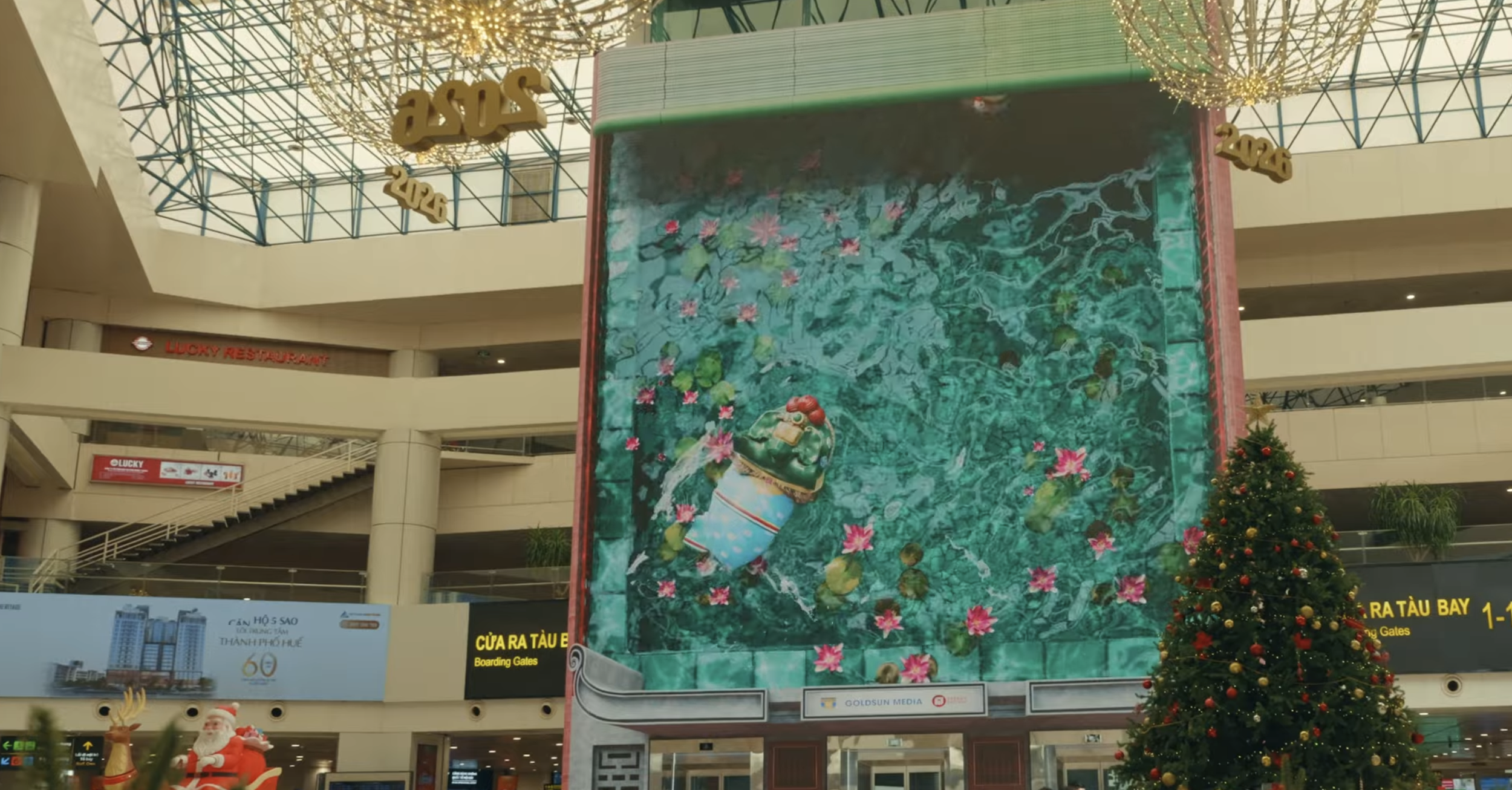 Vietnam needs stronger public visual experiences