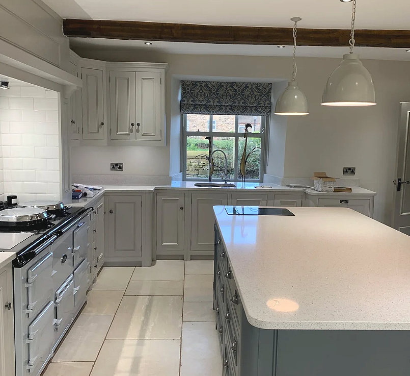 CONTEMPORARY FARM HOUSE 