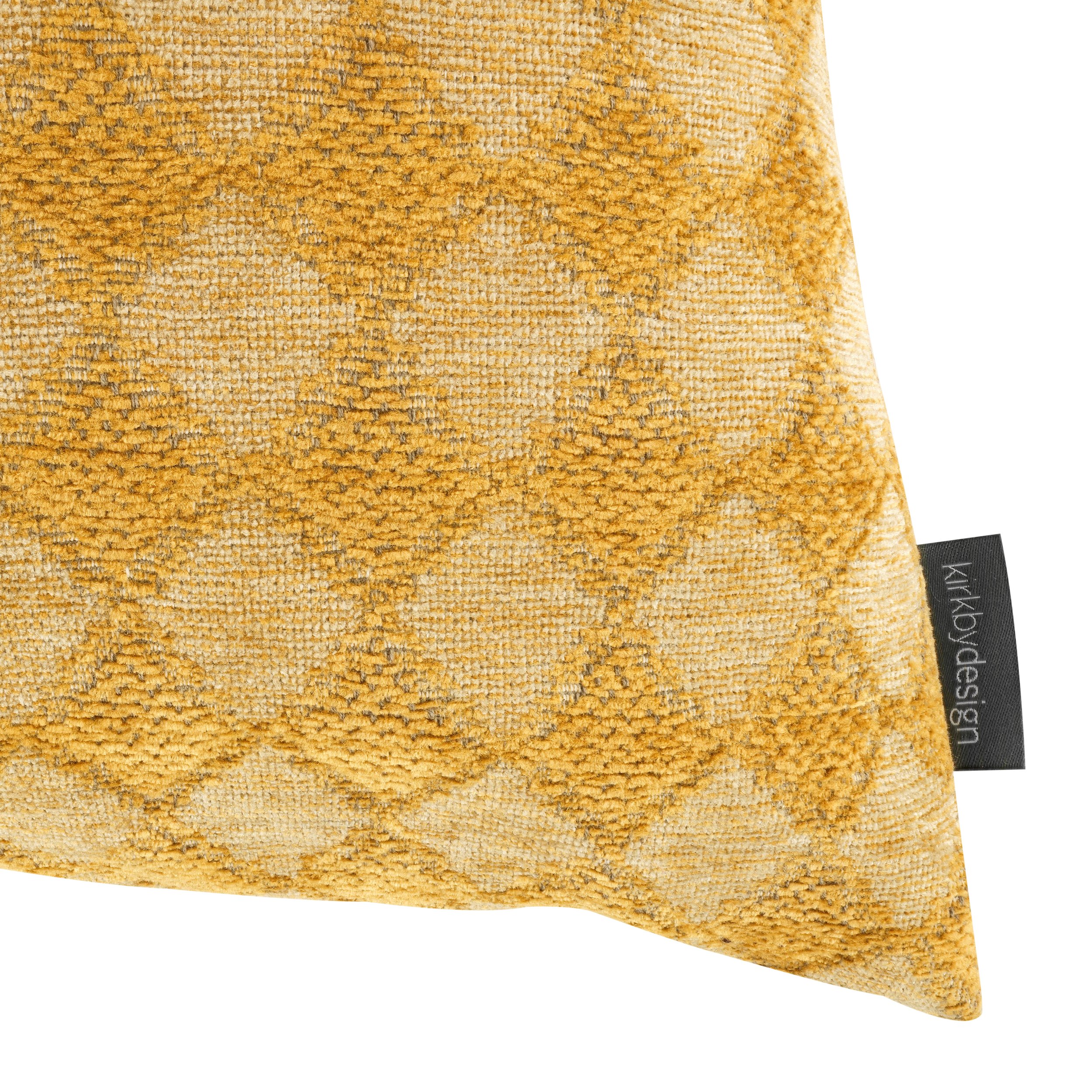 KDC5362-02-tarot-cushion-_02.jpg