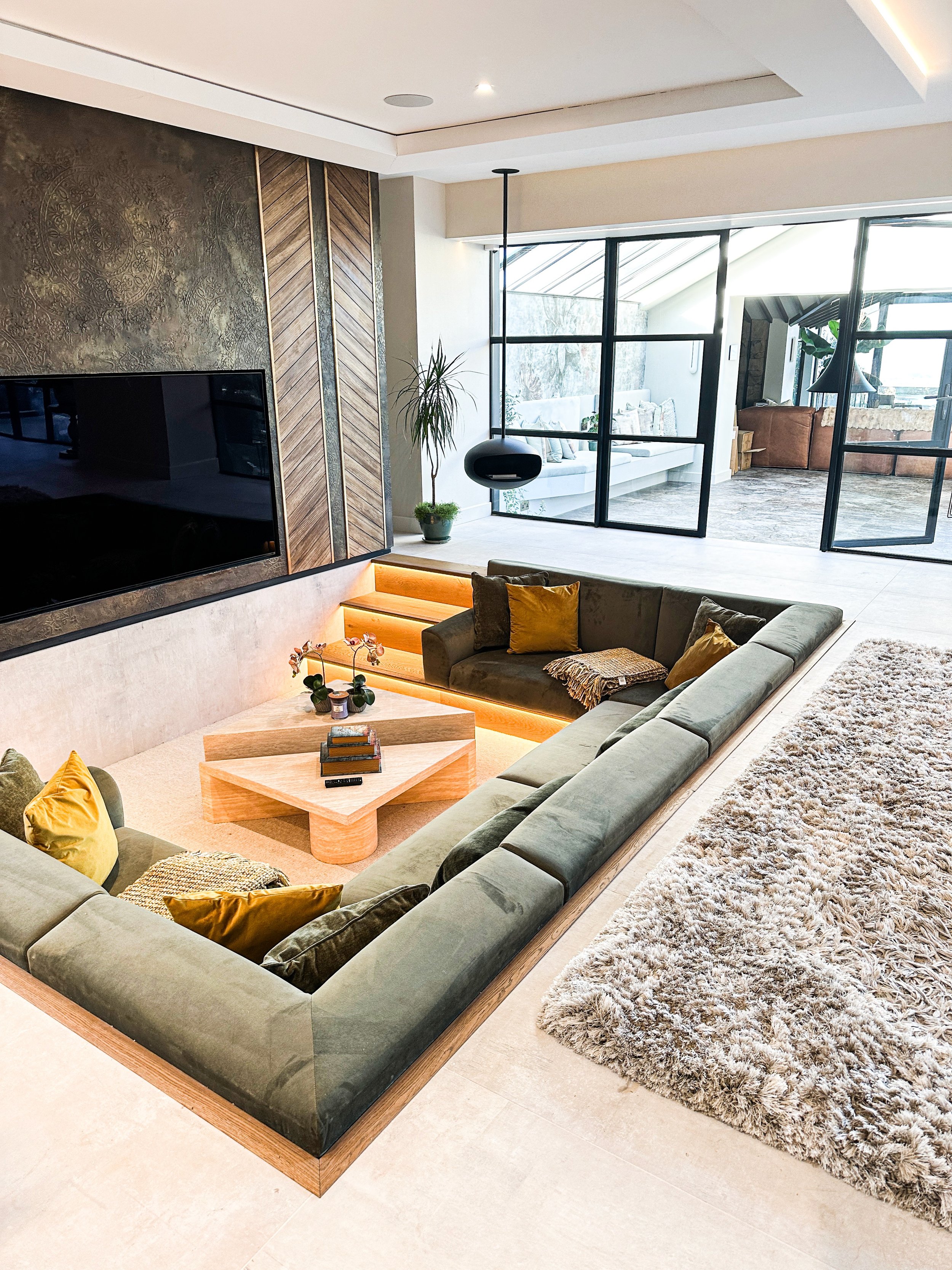 sunken seating2.jpeg