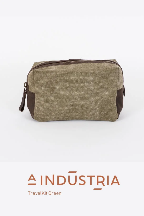 TRAVELKIT_Green_1.jpg