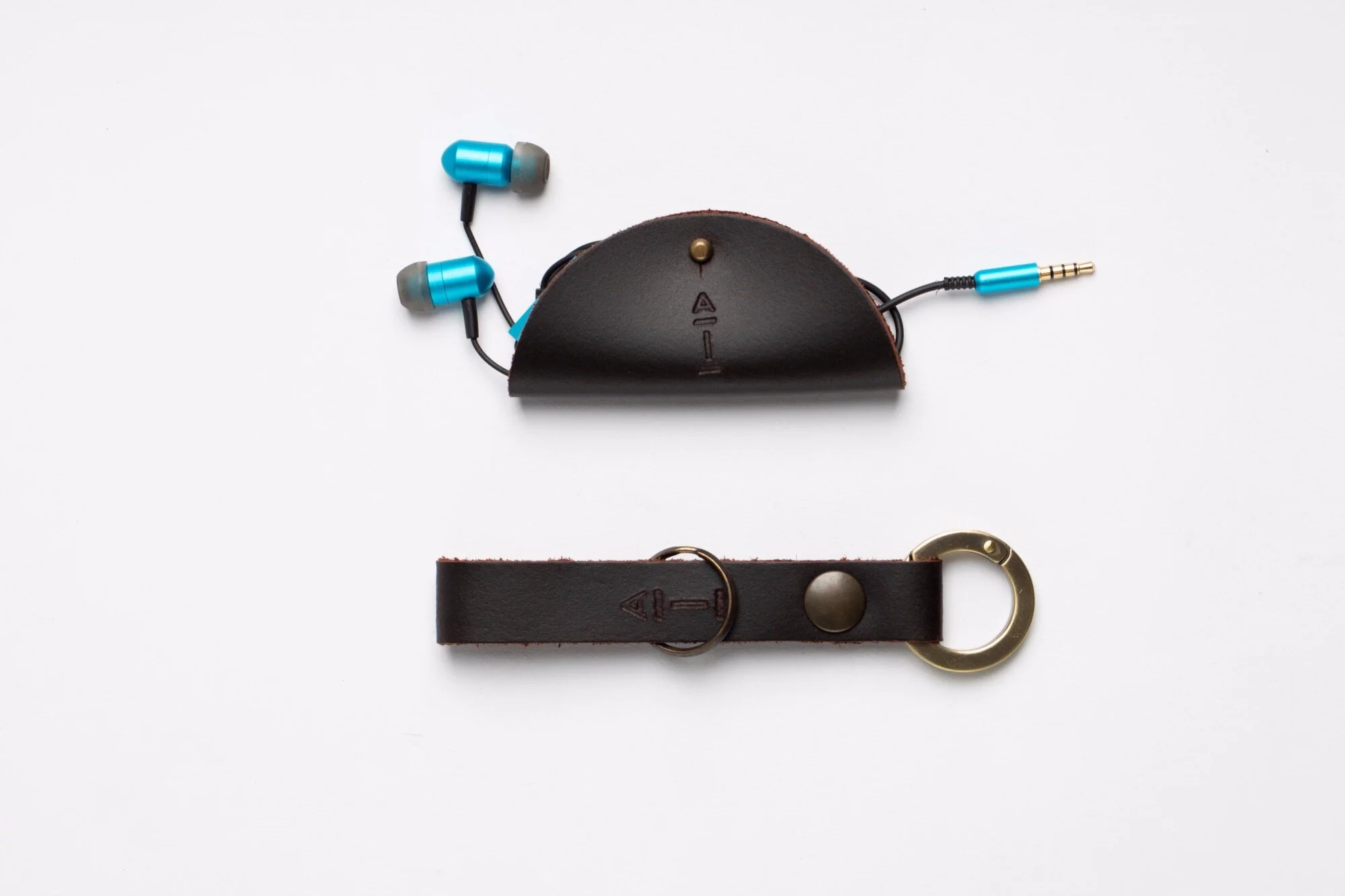 KEYCHAIN AND HEADPHONE WRAP