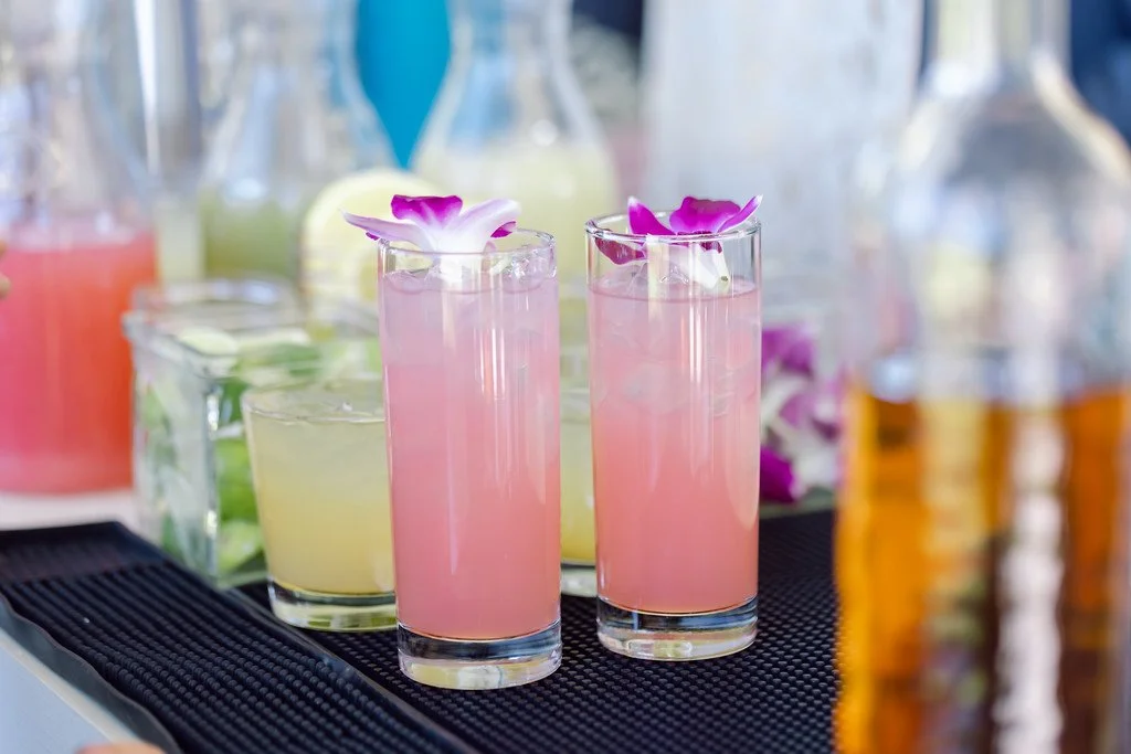 pretty drinks, pink drink, serving alcohol at wedding, Bacchus Bar, catered events in Utah, bartending in Utah