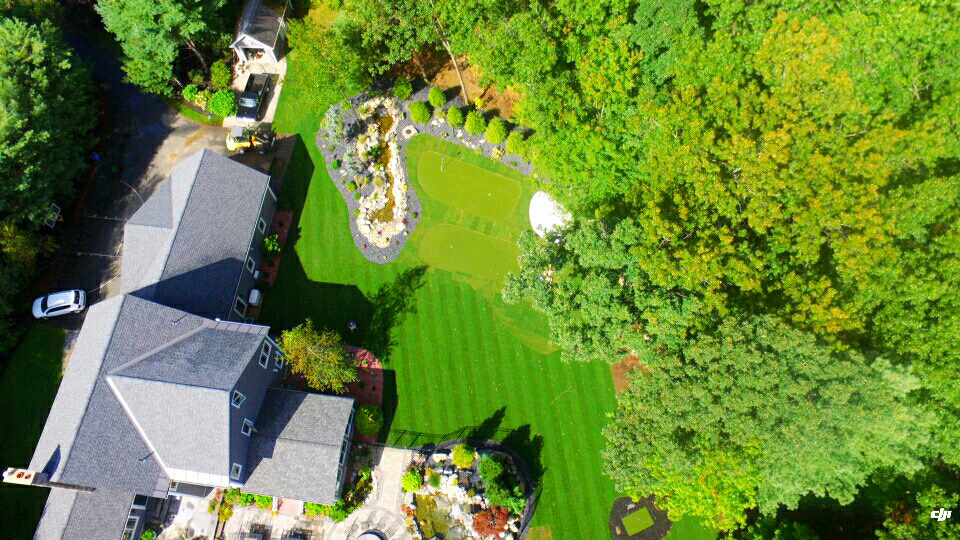 PuttingGreen_Hardscape_View_From_Above.jpg