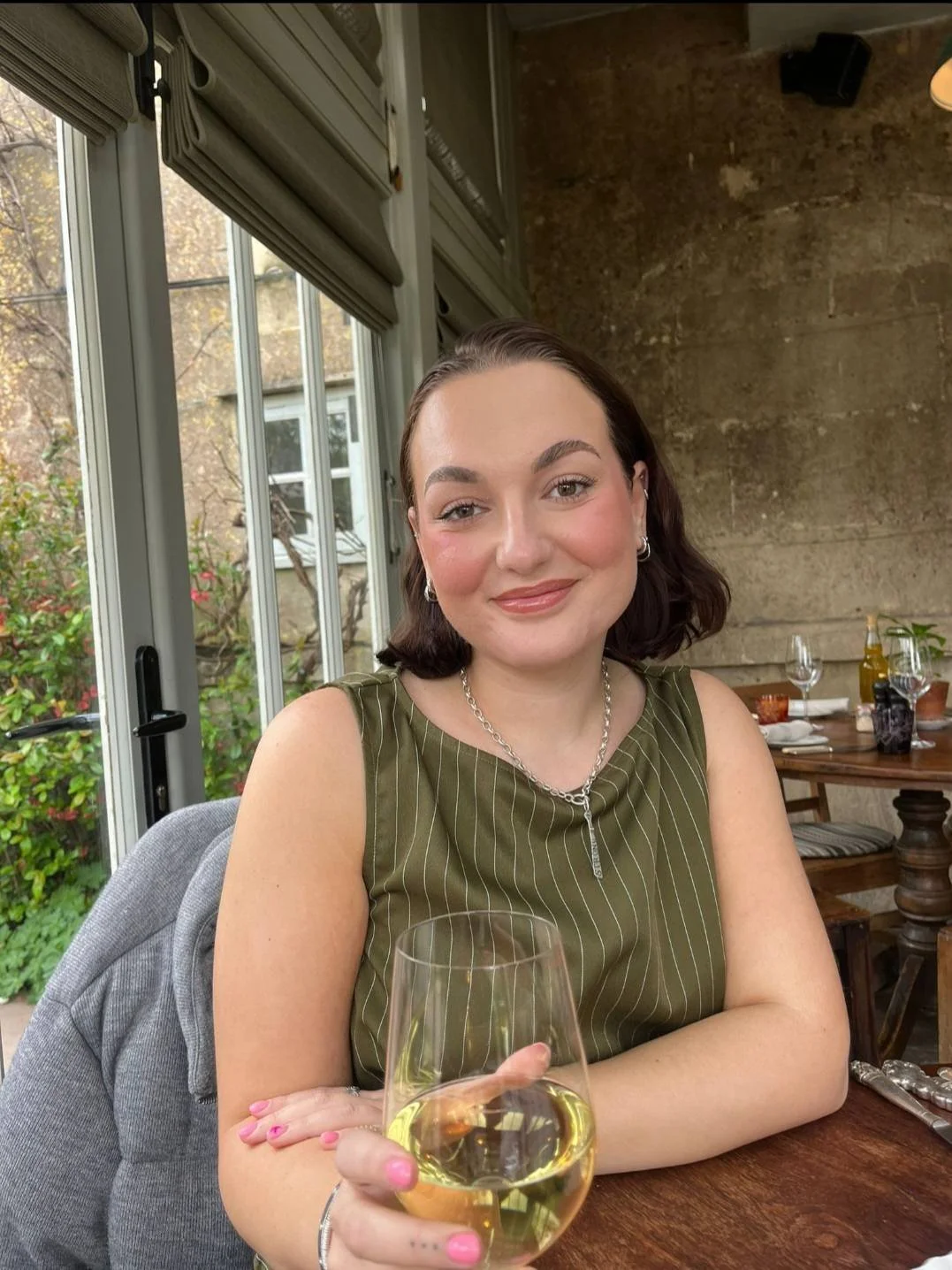 Our beautiful girl turned 26 today!! Ella Bella, we love you so so much! 🩷🩷🩷🩷🩷