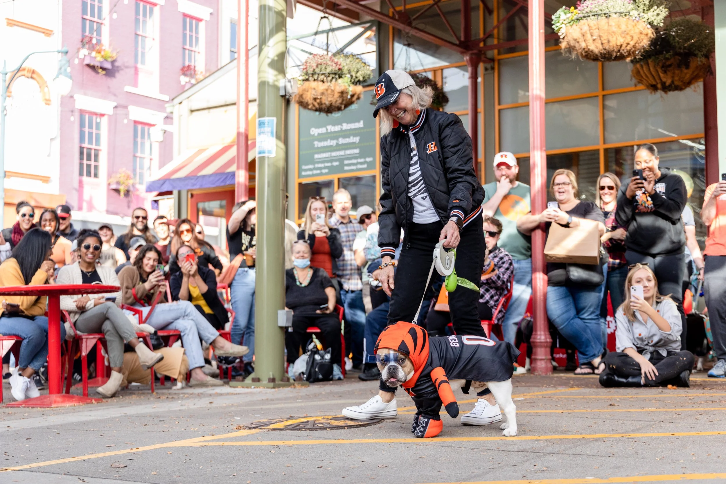 Howl-O-Ween Dog Costume Contest