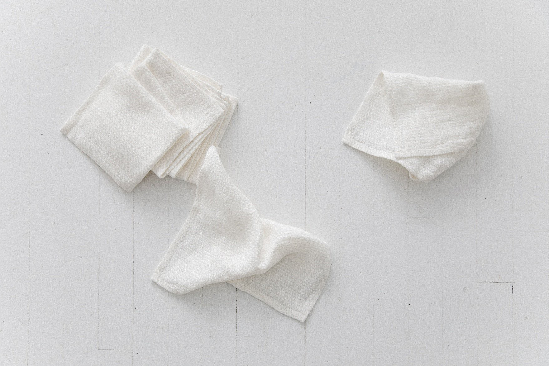 august-linen-wash-cloths-5_e10de4bb-a1f3-4ef0-9bef-9ccc2f365103.jpg
