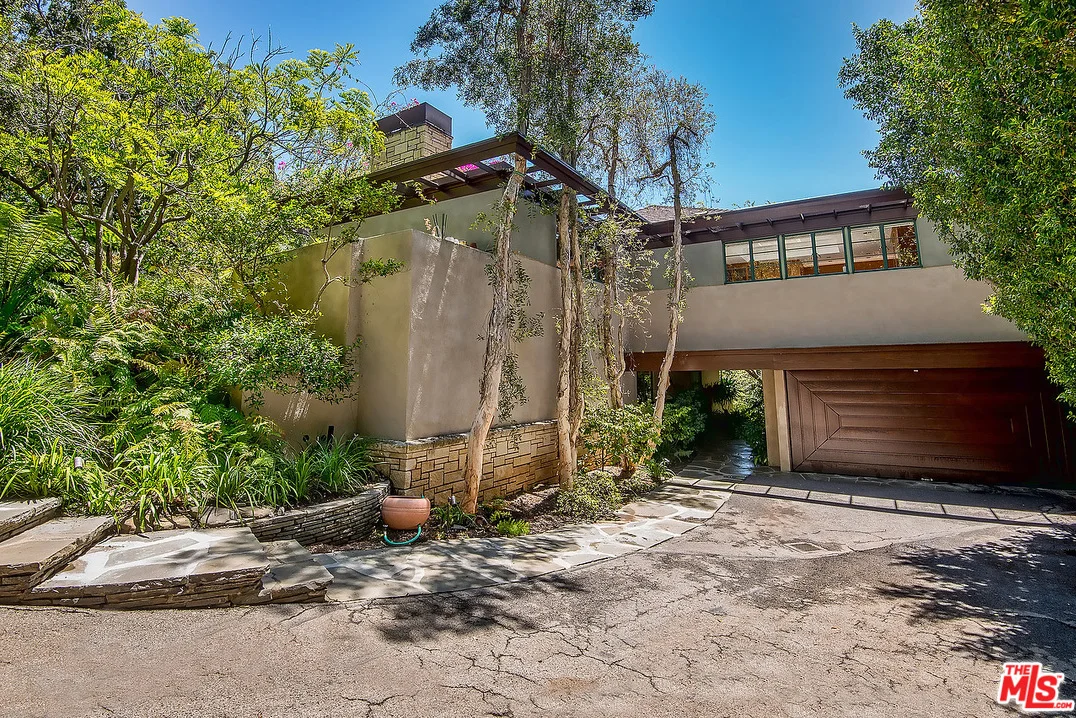 Warwick House - 12036 Benmore Terrace, Los Angeles, CA 90049 - Frank Lloyd Wright, Jr