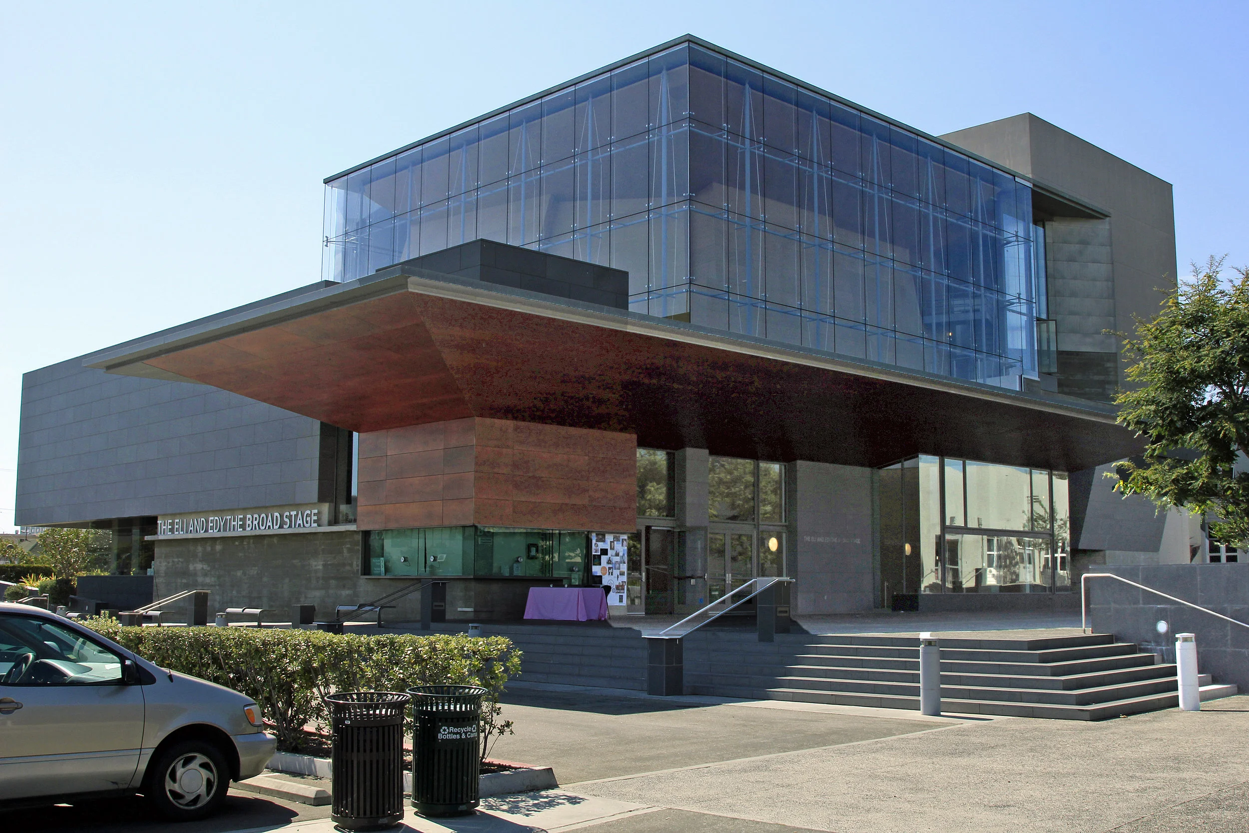 The Broad Stage