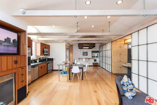 1300 N. Tigertail Rd, Los Angeles CA 90049