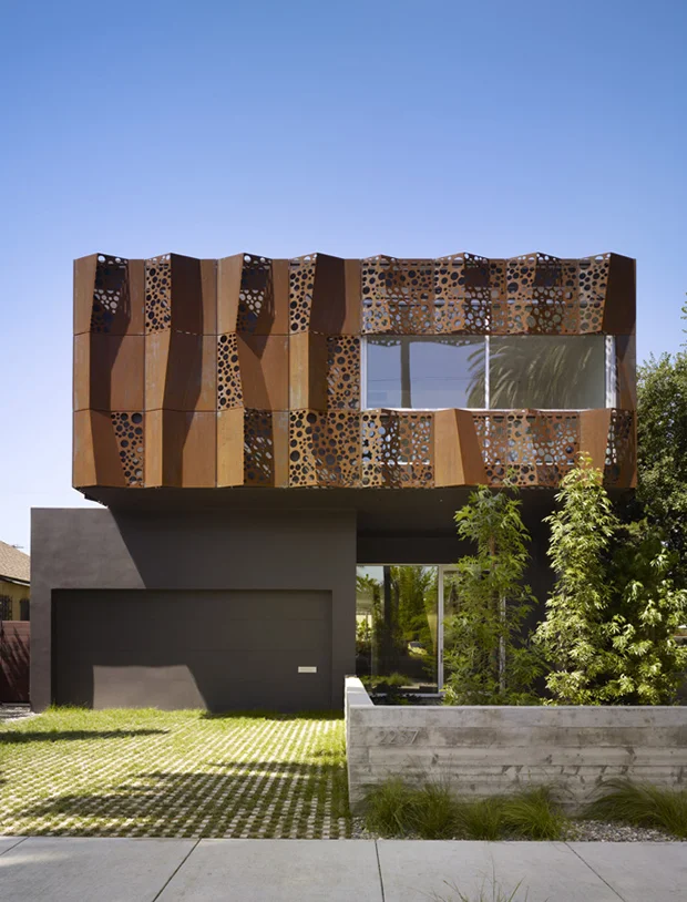 Modal-Design-Walnut-House-01.jpg