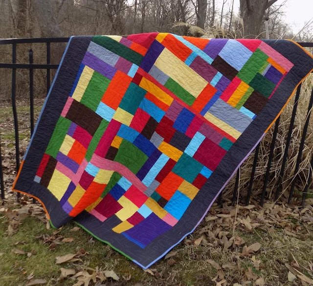 Got Solids? A Quilt Finish