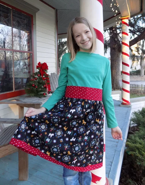 Dala Christmas Apron