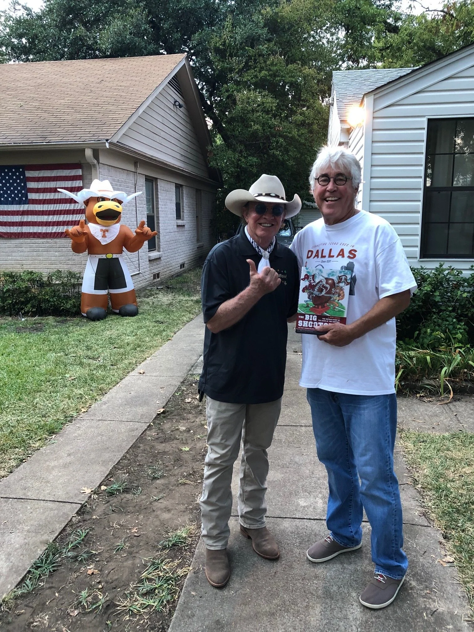 Mike with Gary P. Nunn and the Hook Em' Hut