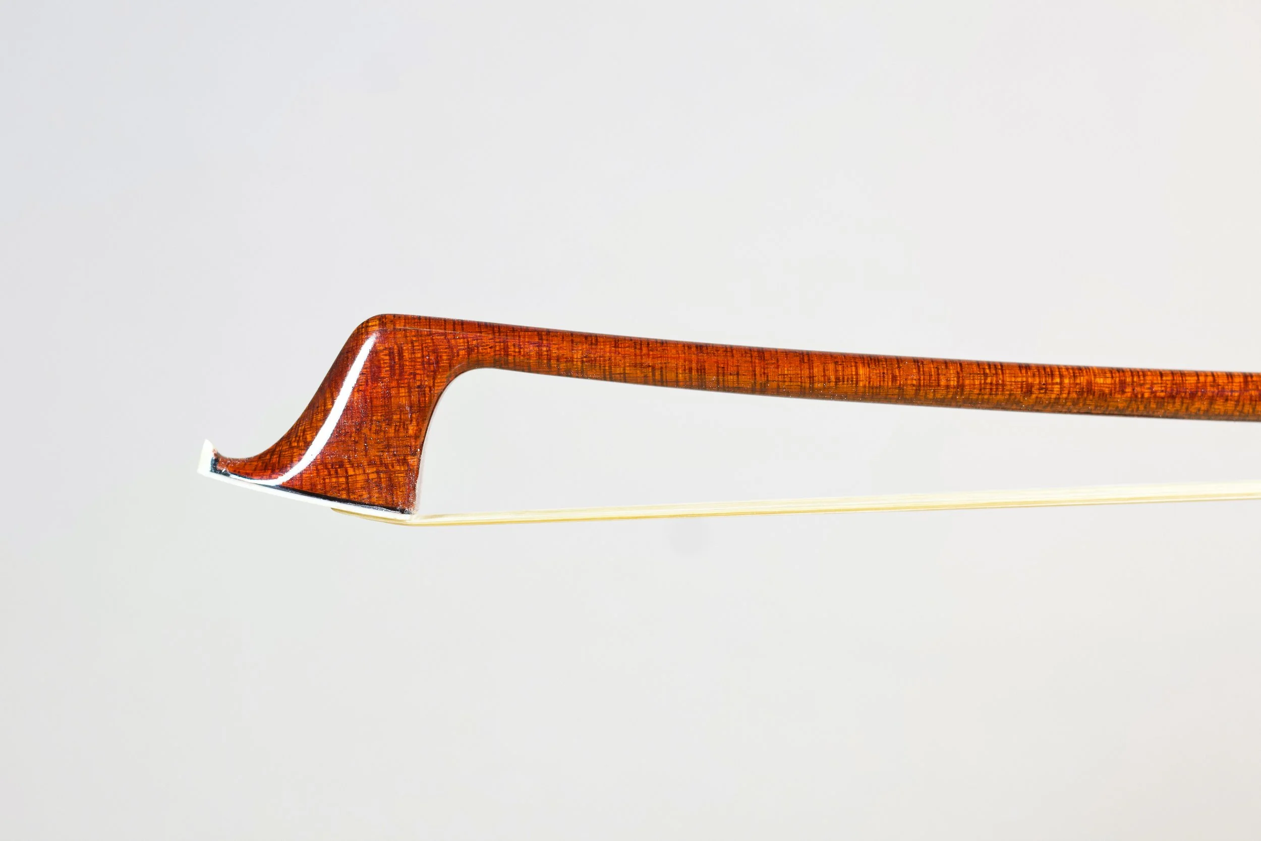 The Violin Shop — Gewa CarbonPernambuco Hybrid Cello Bow