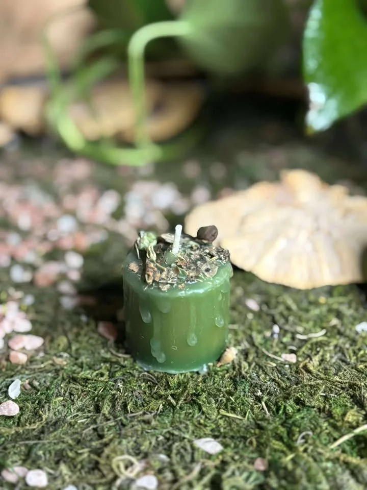 prosperity spell candle.jpg