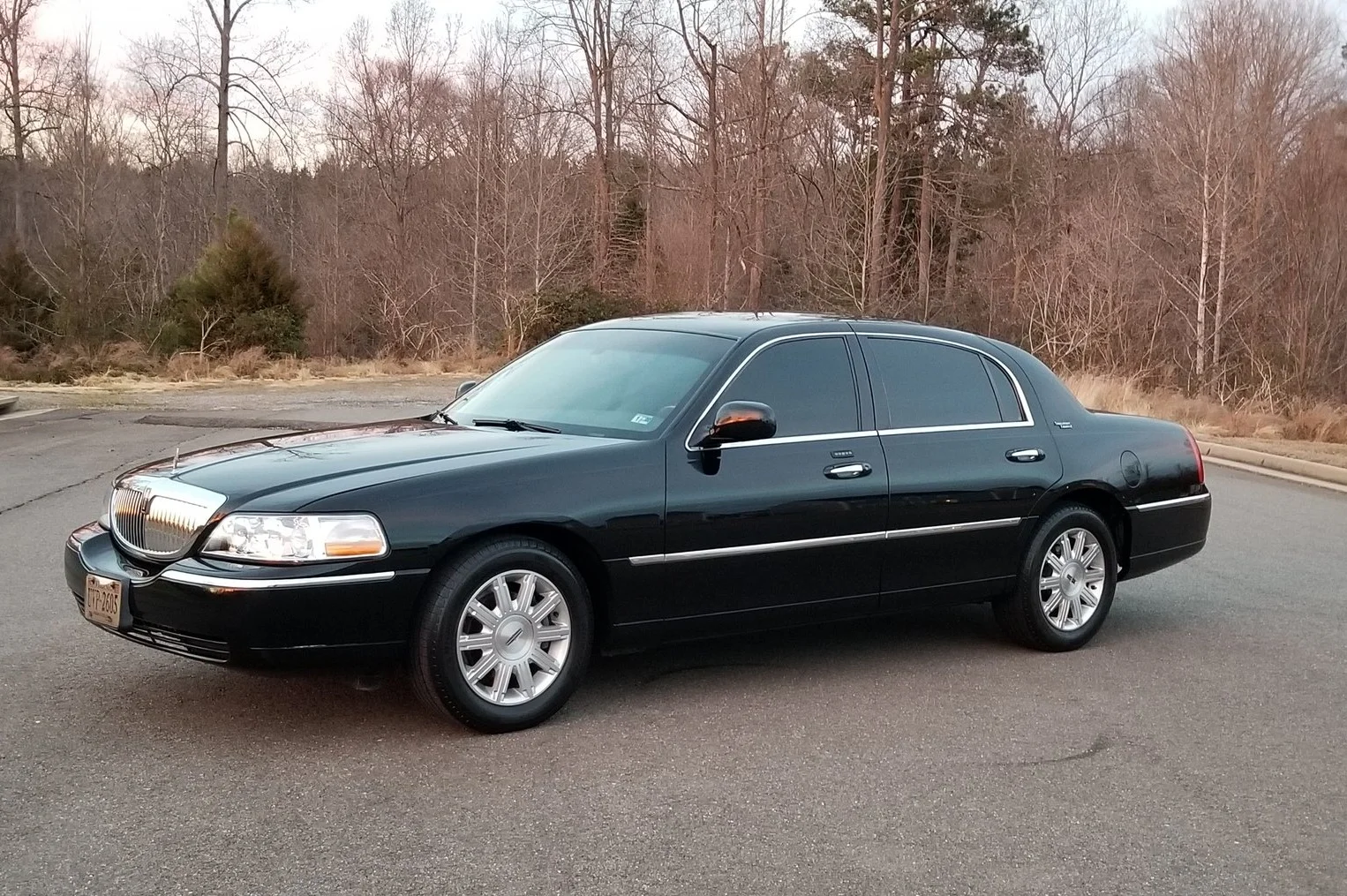 Lincoln Town Car Sedan Seating for 2 Passengers.