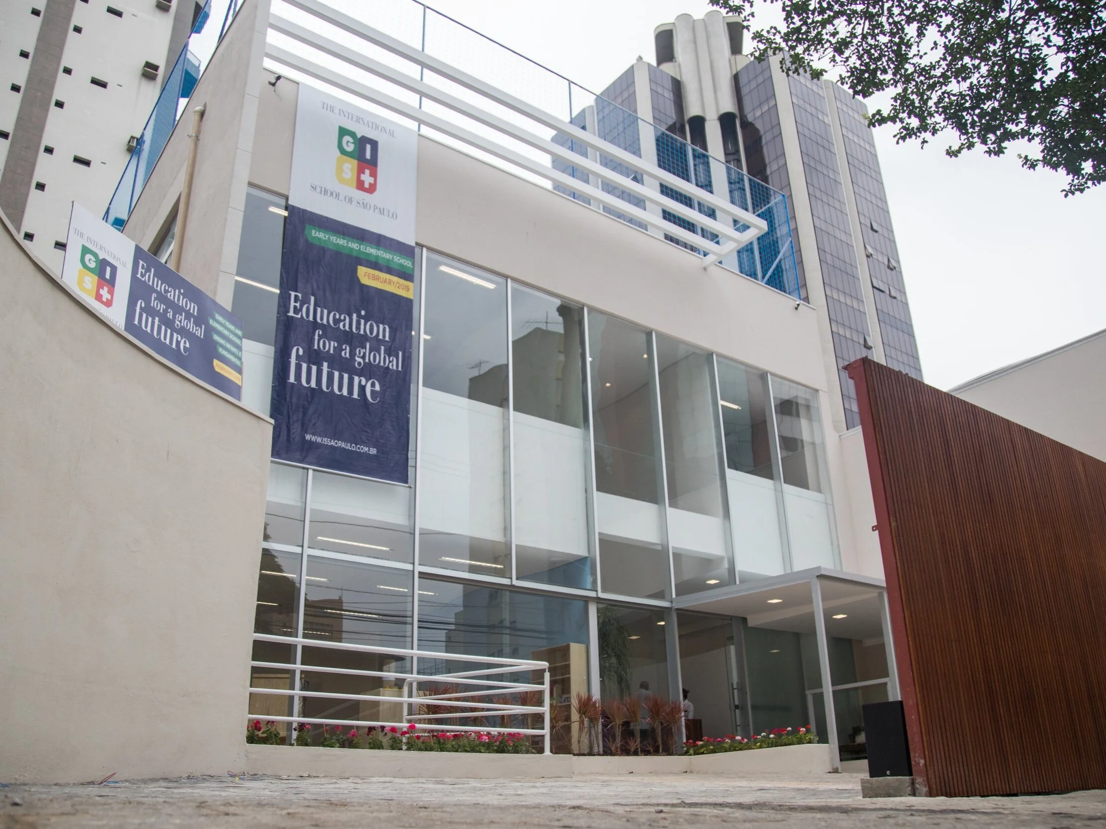 GIS SP THE INTERNATIONAL SCHOOL OF SÃO PAULO