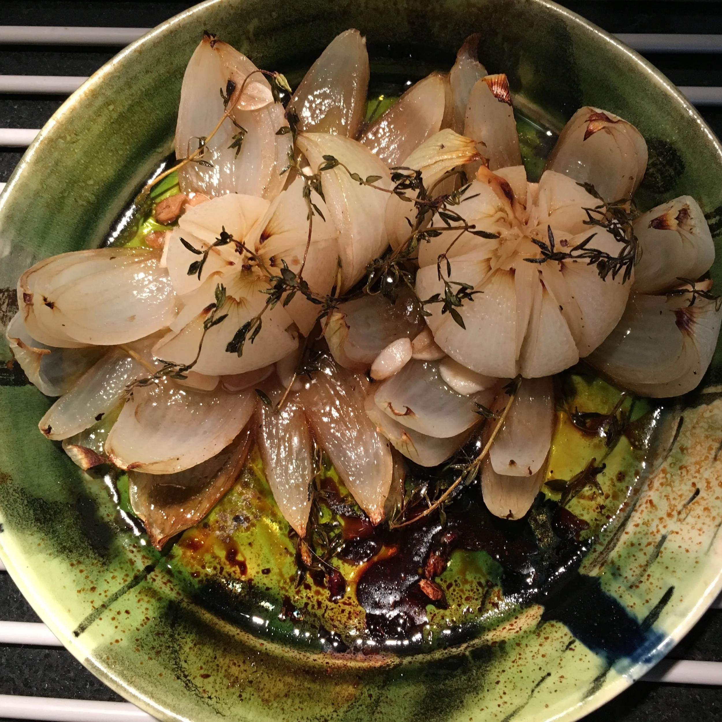Balsamic Roasted Sweet Onion Flowers     