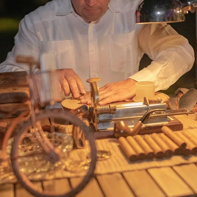 Cigarsloveshow,the Miami bridal bazaar