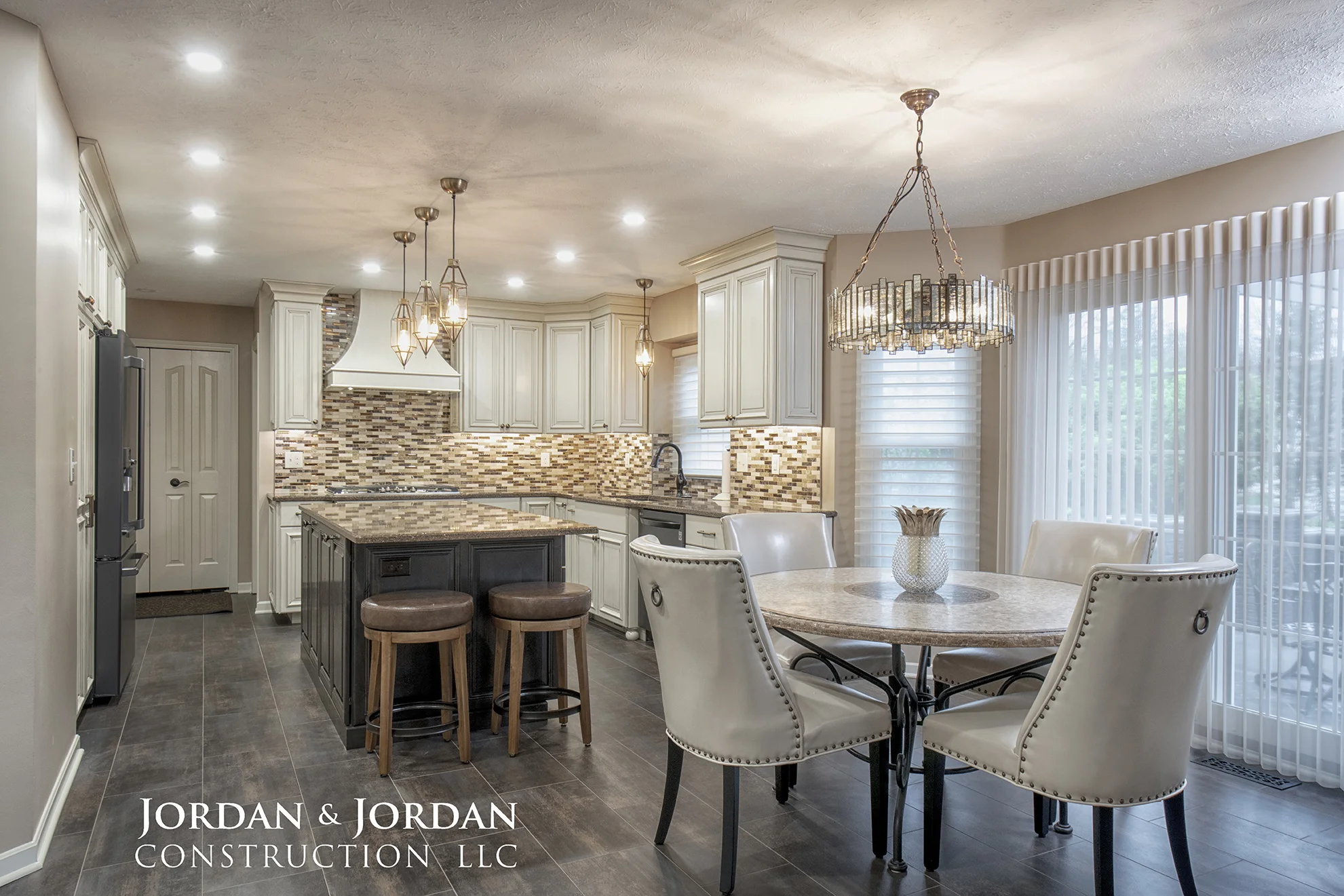 dinette to kitchen landscape.jpg