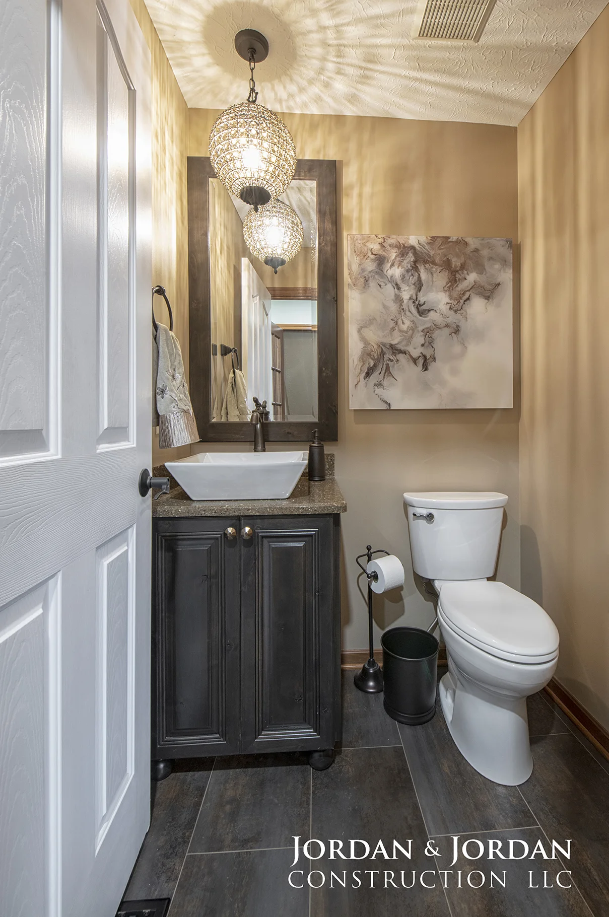 powder room.jpg