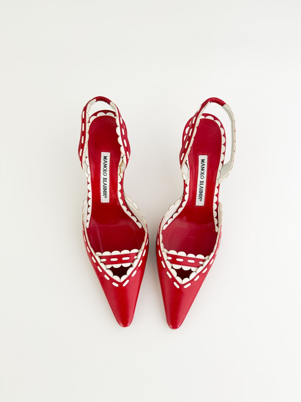 Manolo Blahnik Red & White Scallop Leather Slingback Mule Manolo Blahnik Red & White Scallop Leather Slingback Mule