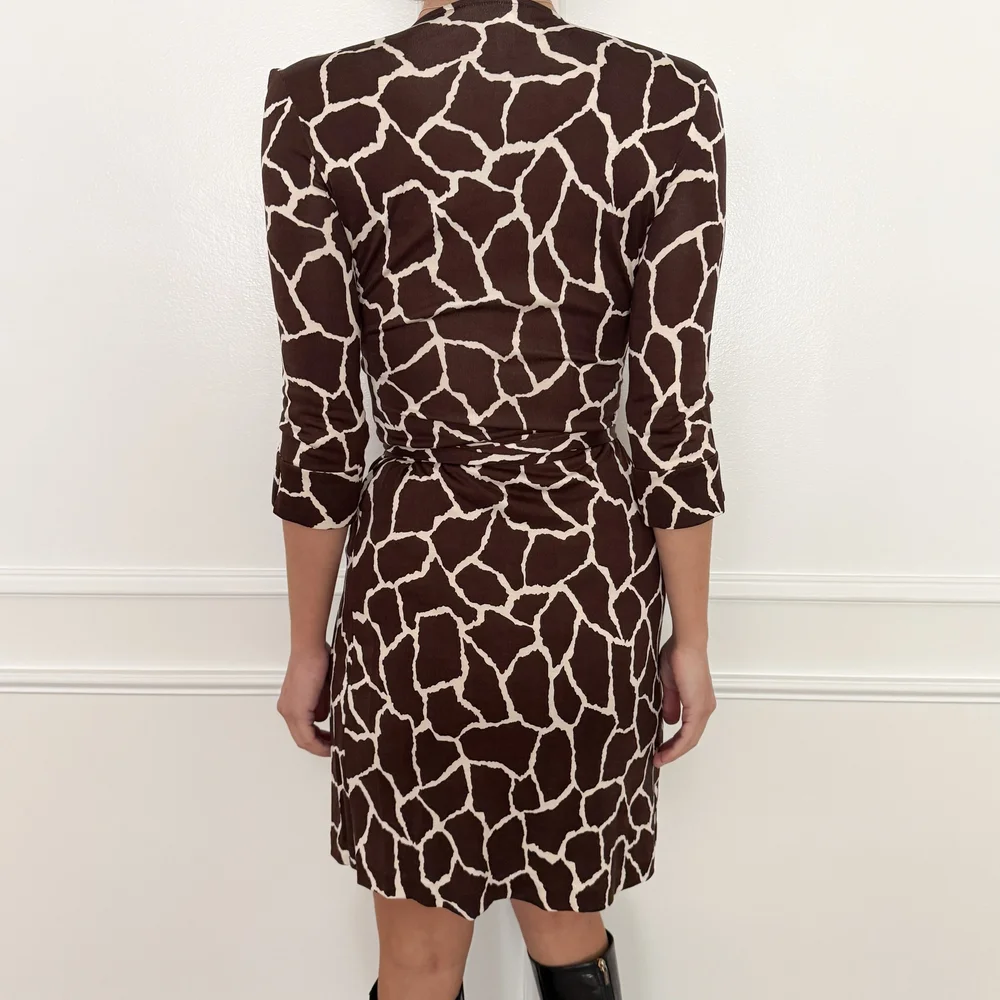 DIANE VON FURSTENBERG　シルク100%　ドルマン　チュニック DIANE VON FURSTENBERG シルク100% ドルマン チュニック トップス