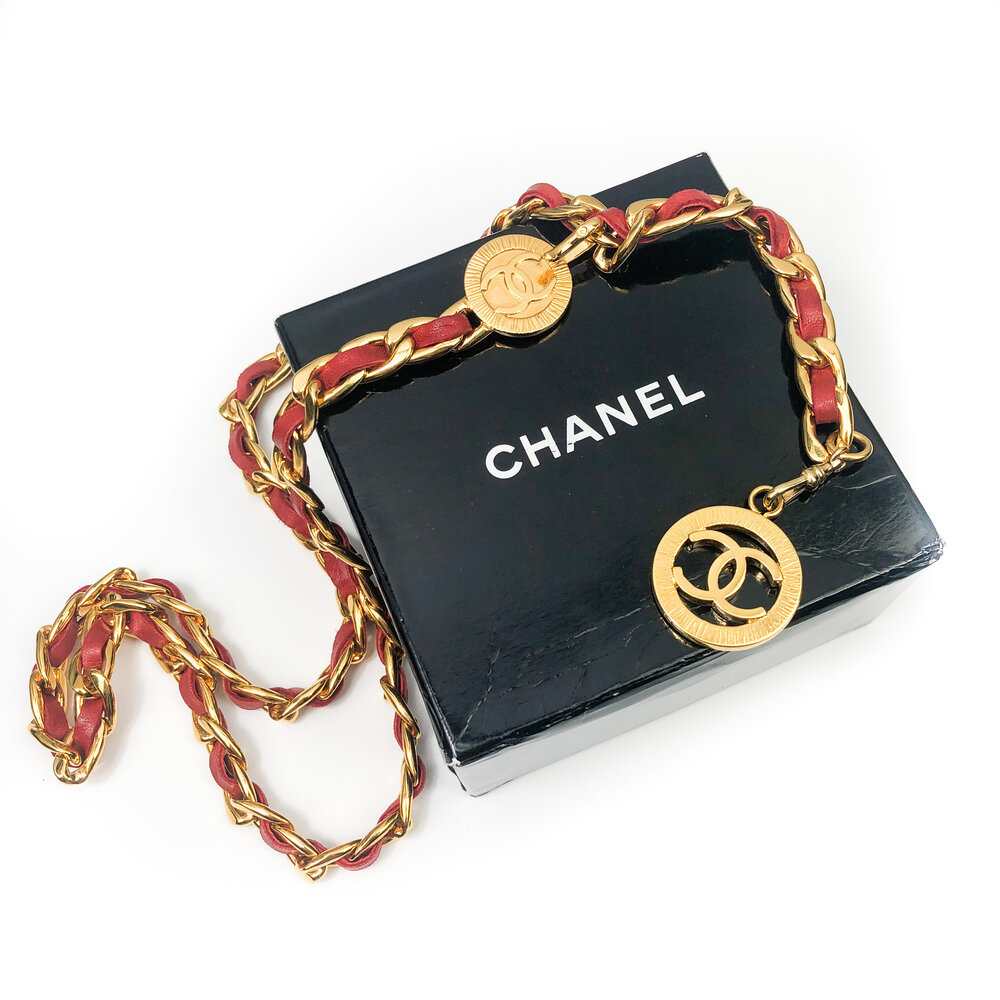 EXTREMELY RARE Authentic Vintage Chanel 1980's Red & Gold Iconic CC Chain  Belt — sororité.