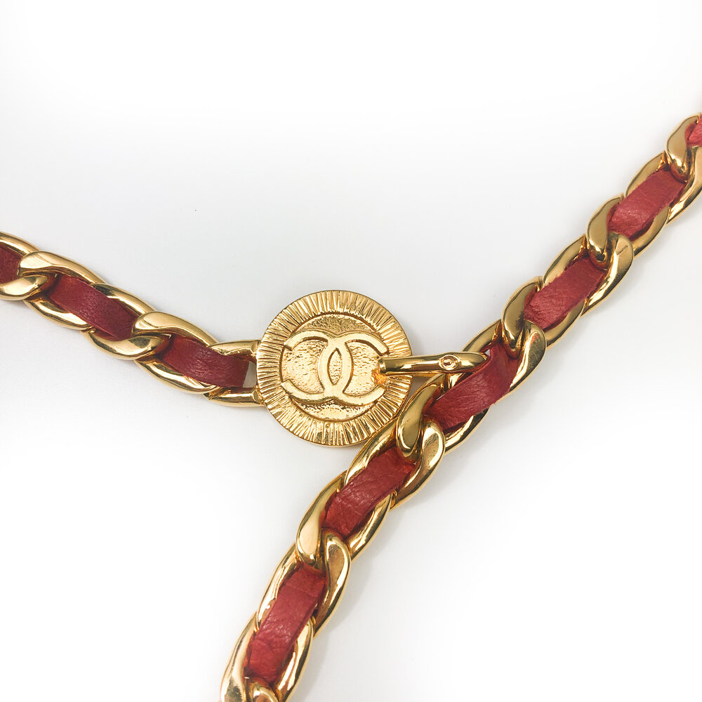Chanel Chain And White Enameled CC Logo Belt Pale Gold Tone at 1stDibs