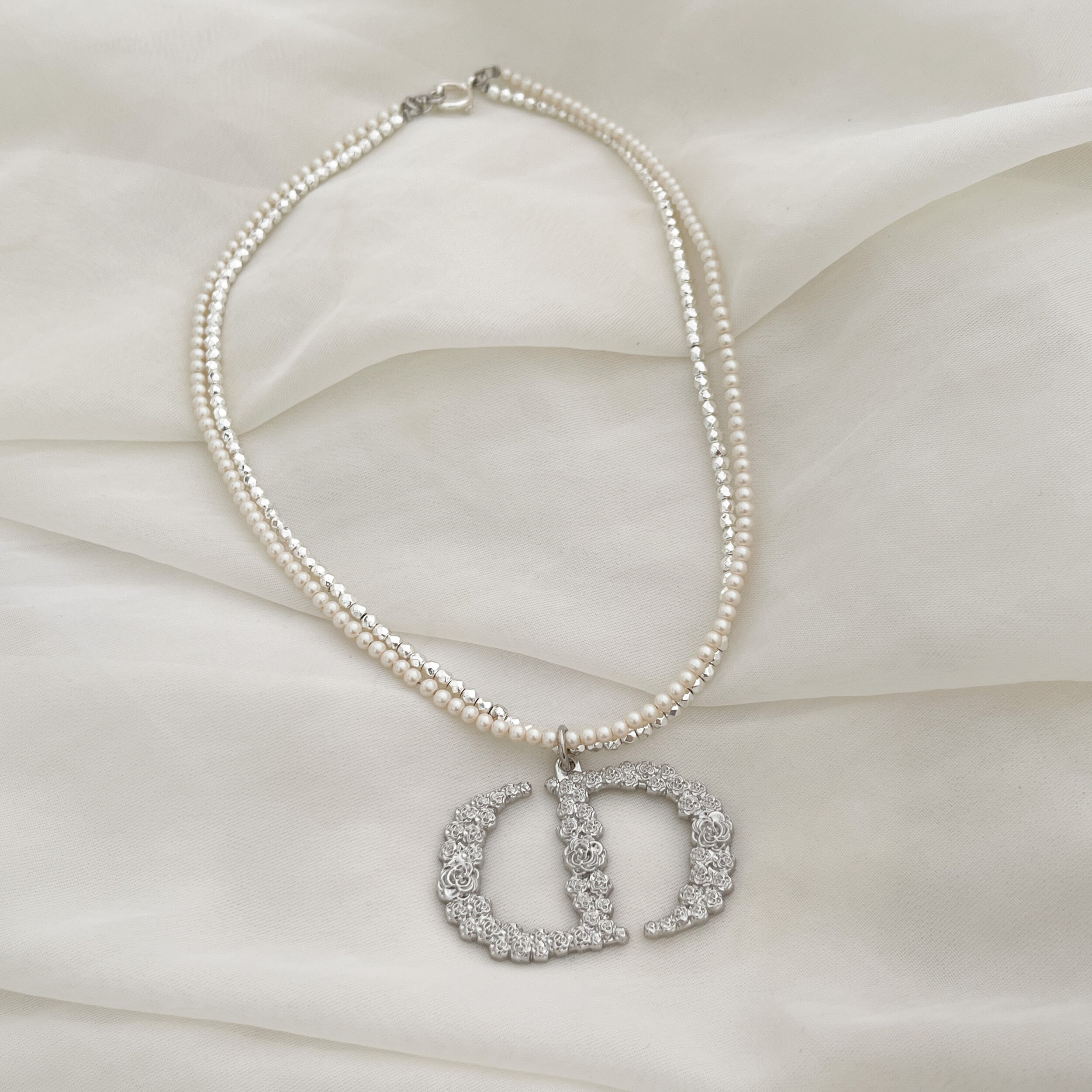 dior rhinestone necklace