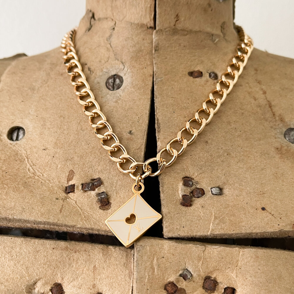 Louis Vuitton Love Letter LV Reworked Charm Necklace — sororité.