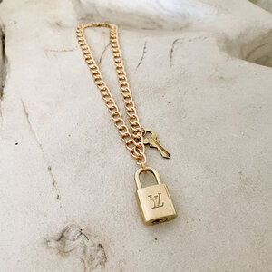 Louis Vuitton Lock & Key Gold Necklace – Little Paris Collective