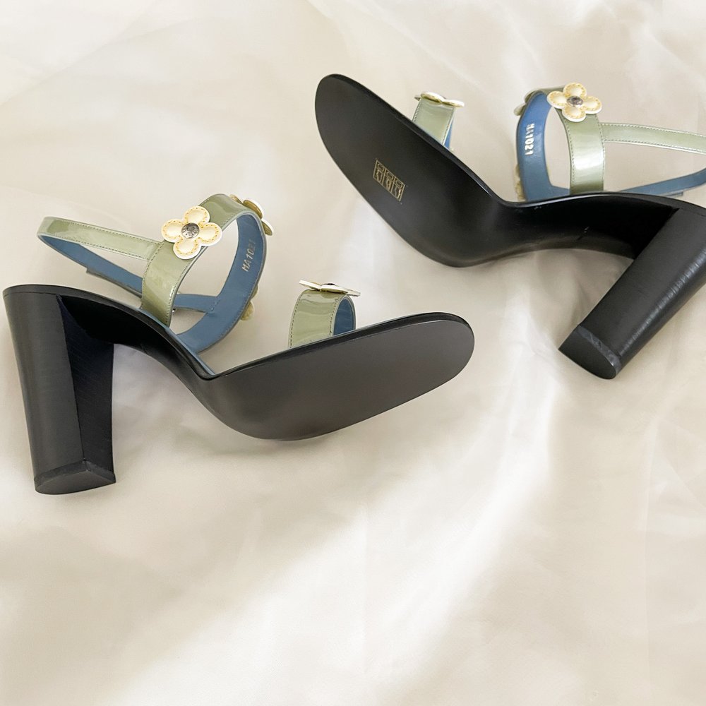 Louis Vuitton - Olympia Sandals - White - Women - Size: 40.0 - Luxury