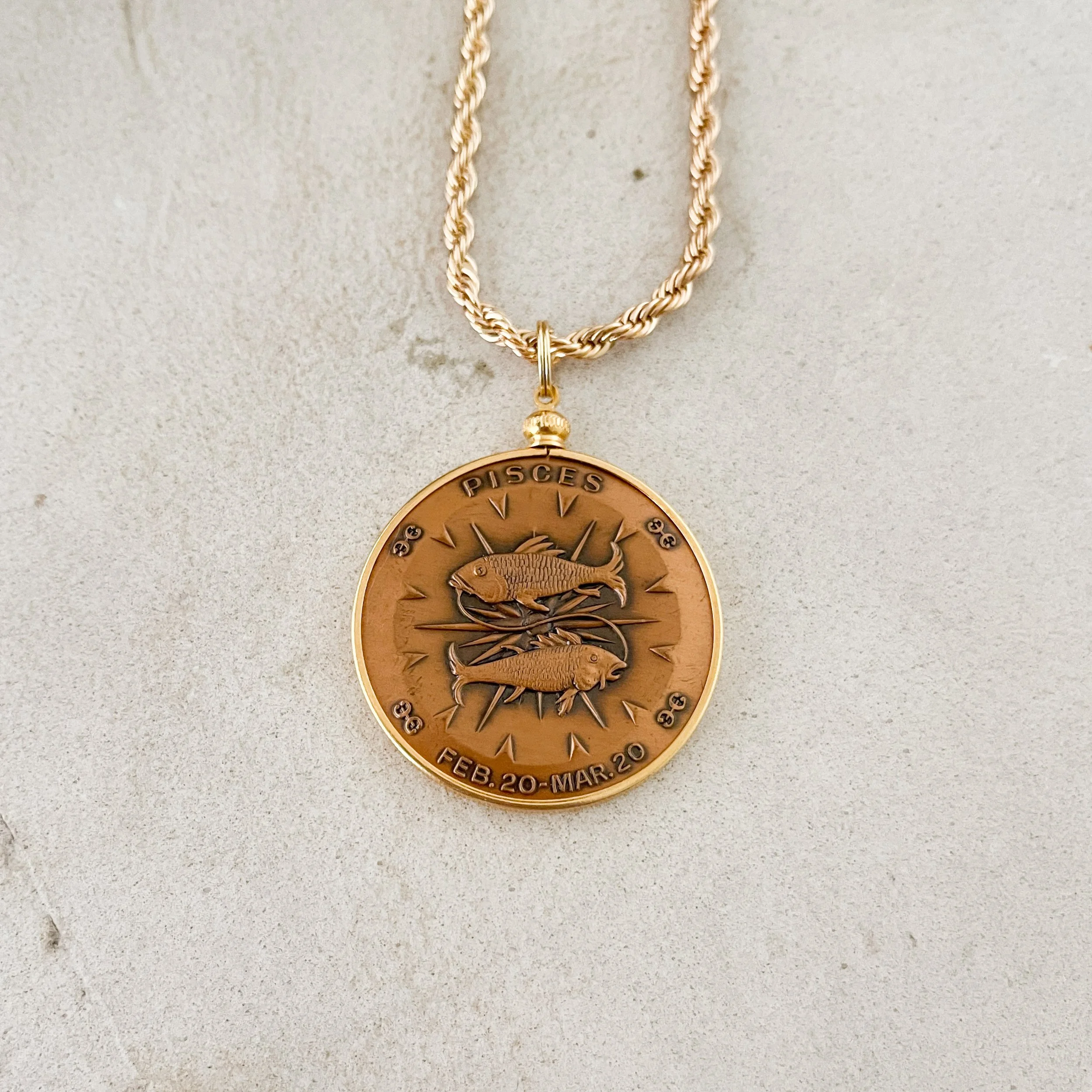 Vintage 1970's Pisces Zodiac 
